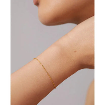 Gold Shimmer Chain Bracelet